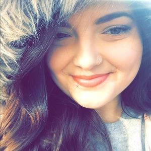 Meet your Posher, Grace